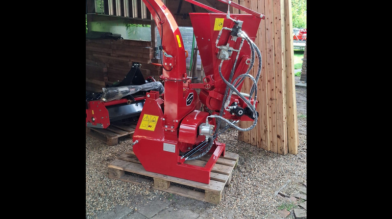 Takkenversnipperaar BX42RS
